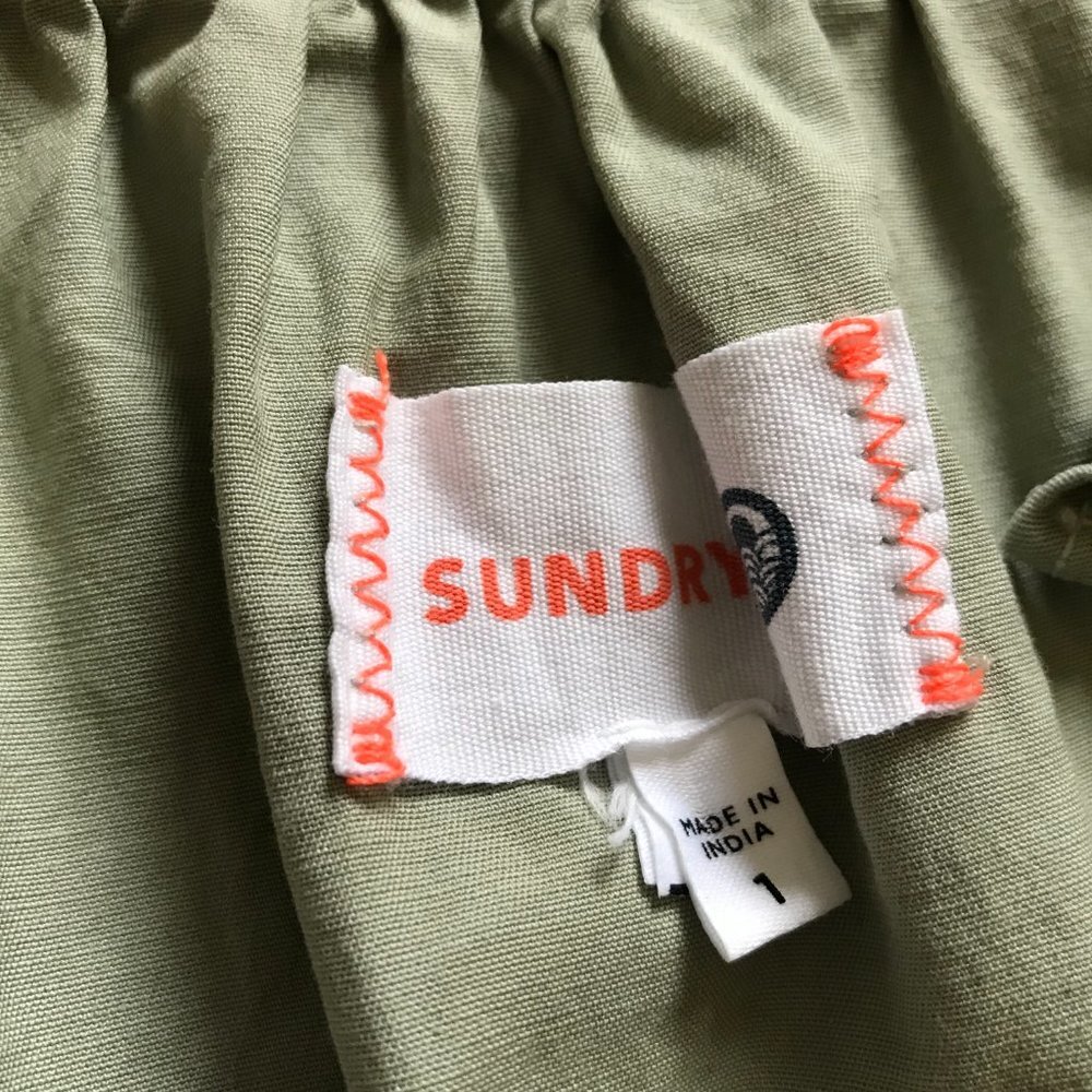 Sundry Tiered Panel Mini Dress Womens 1 Small Green Eucalyptus Long Sleeve VNeck - Picture 6 of 13